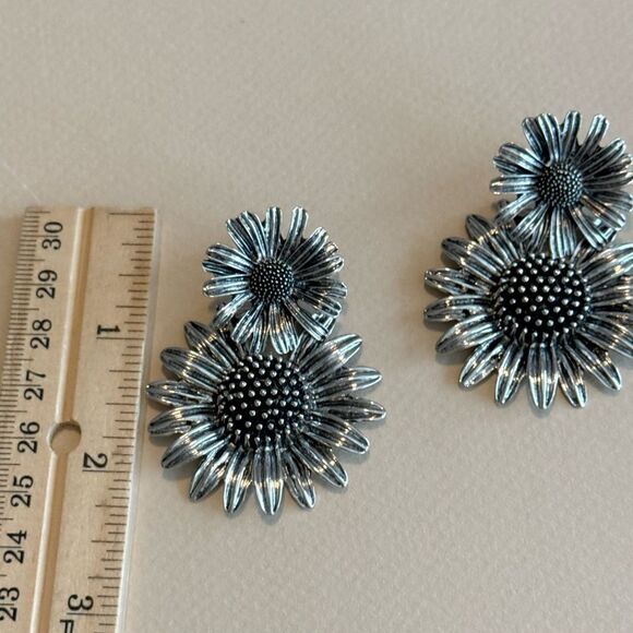 Sunflower earrings #1545 - Picture 5 of 5